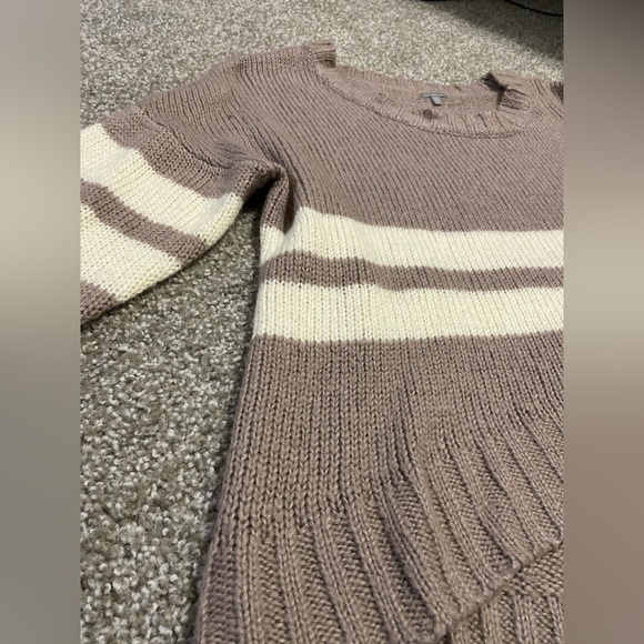 Charlotte Russe Dusty Lavender and Cream Striped Sweater - Picture 4 of 5